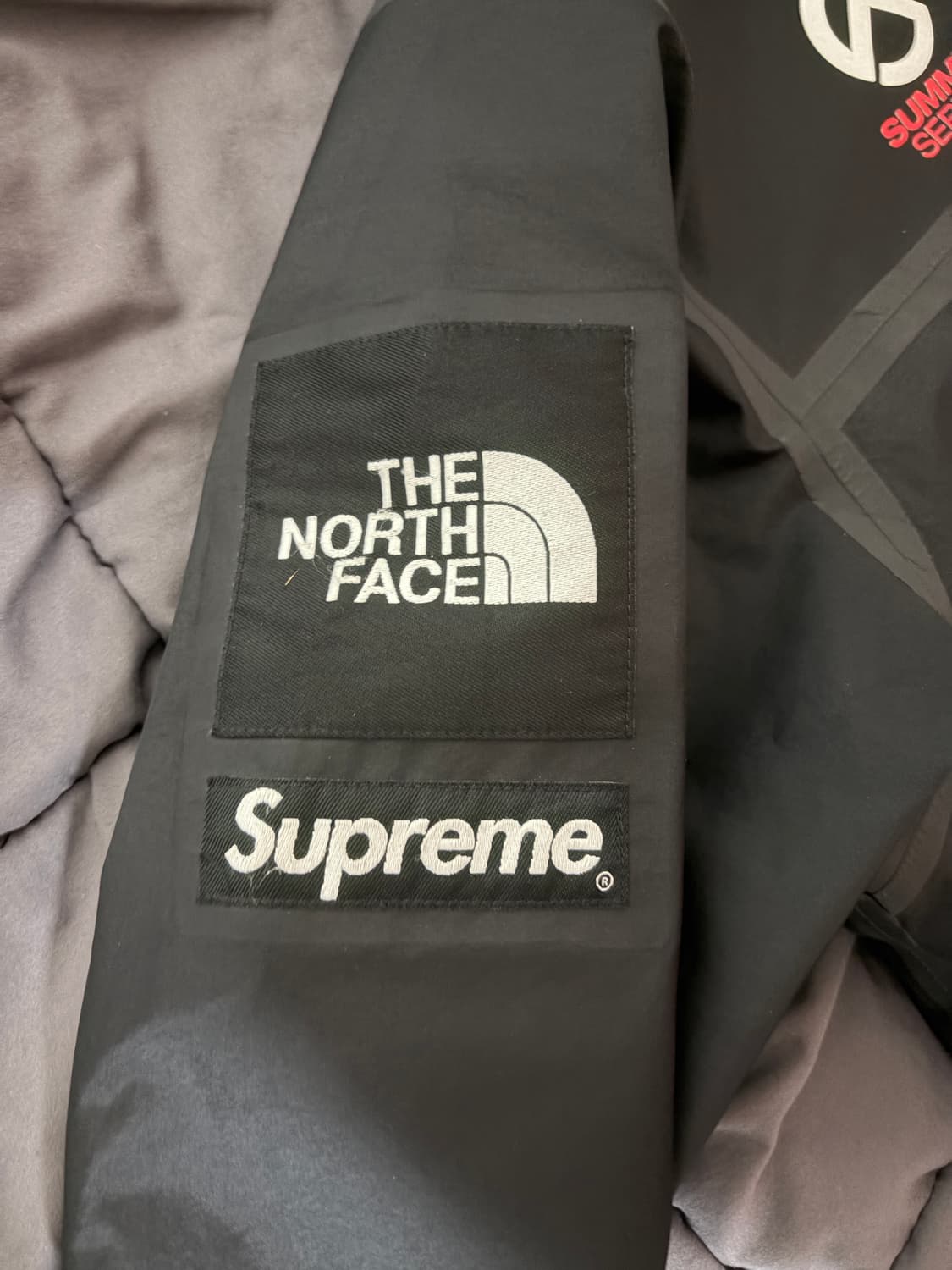 슈프림 노스페이스 서밋바람막이 상품이미지3