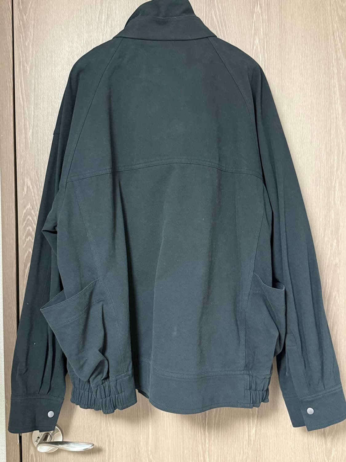 (택O새상품) 에센셜바이이큐엘(eql) 하이넥 자켓 L 상품이미지3