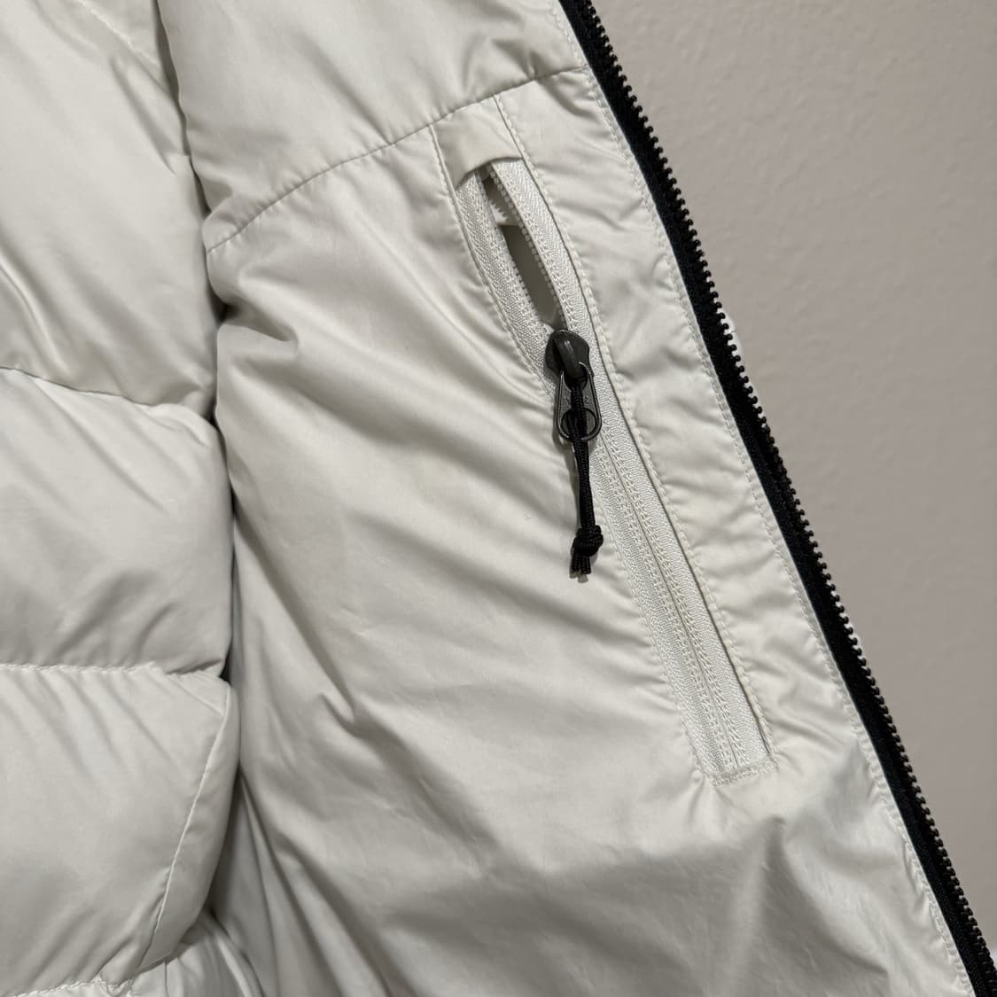 18FW 노스페이스 평창 스페셜 에디션 구스다운 패딩 화이트 상품이미지8