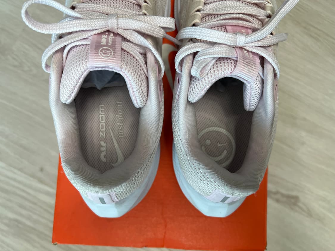 [245] 나이키(W) DV3854-600 에어 줌 페가수스 40 핑크 상품이미지4