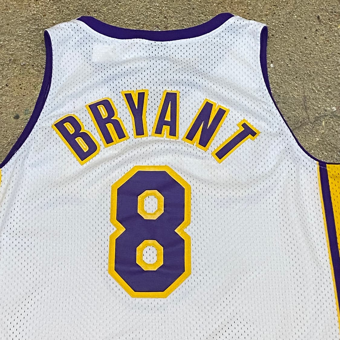 90s 미국 빈티지 나이키 NBA LA레이커스 코비브라이언트 농구유니폼 상품이미지9