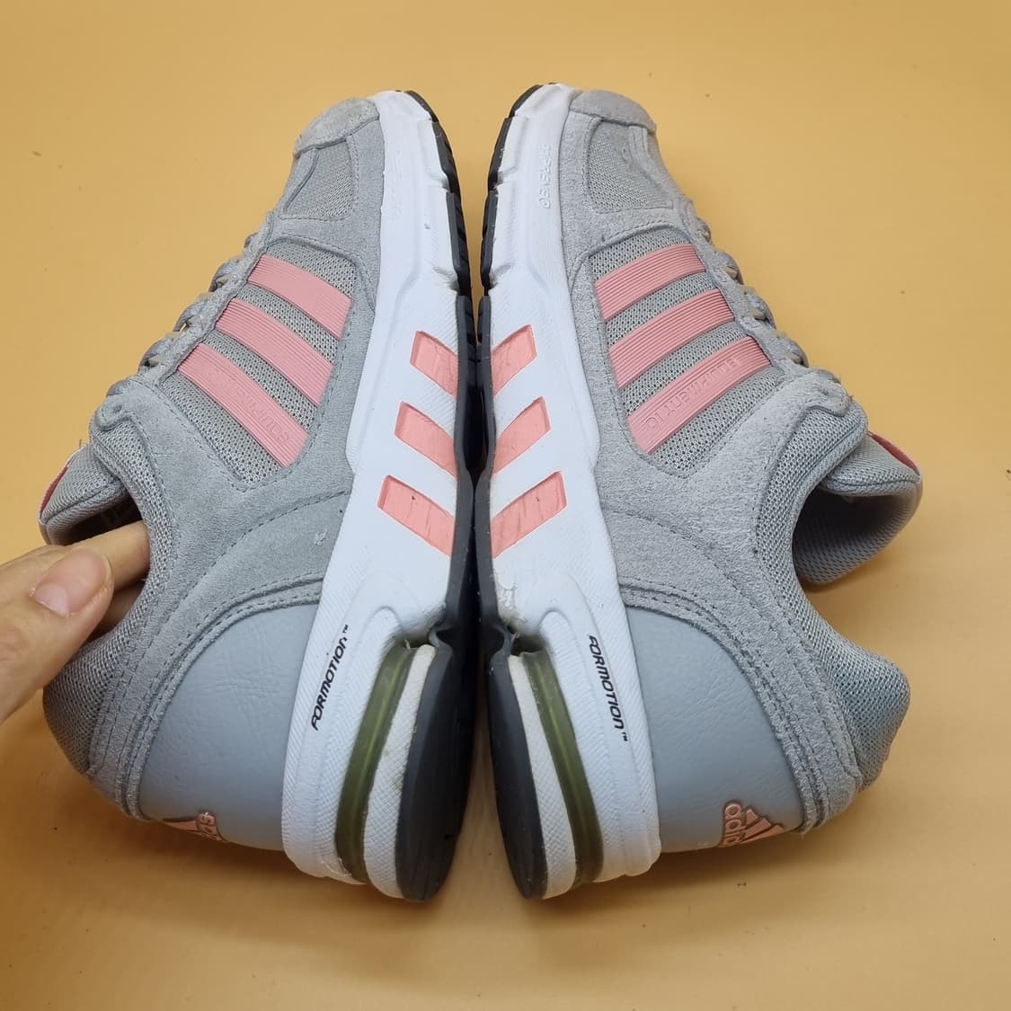 아디다스 이큅먼트10 운동화 245 상품이미지5