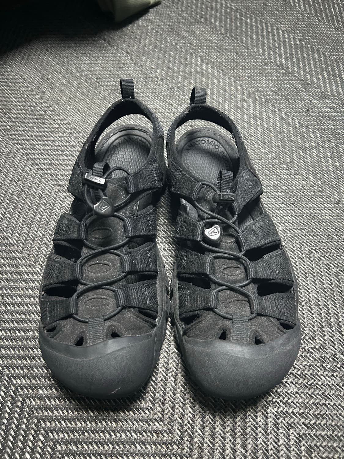 킨 뉴포트 H2 트리플 블랙 상품이미지3