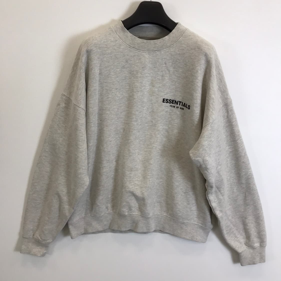 에센셜 피오갓 스웻셔츠 [L사이즈] 상품이미지1