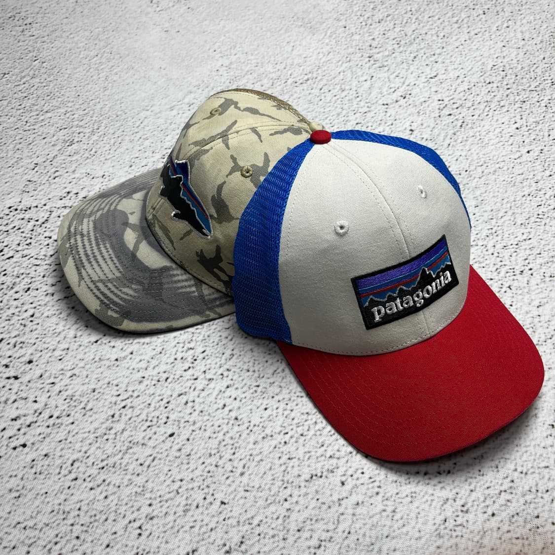 Patagonia P-6 Logo Trucker Hat 상품이미지5