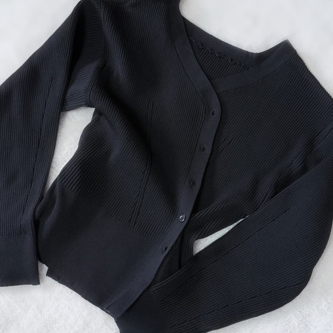 mystic 트위스트 골지 오프숄더 탄탄 플리츠 가디건 상품이미지3