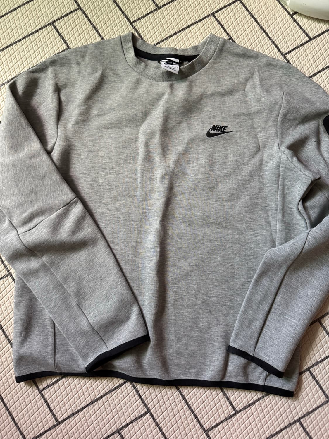 나이키 맨투맨 상품이미지1