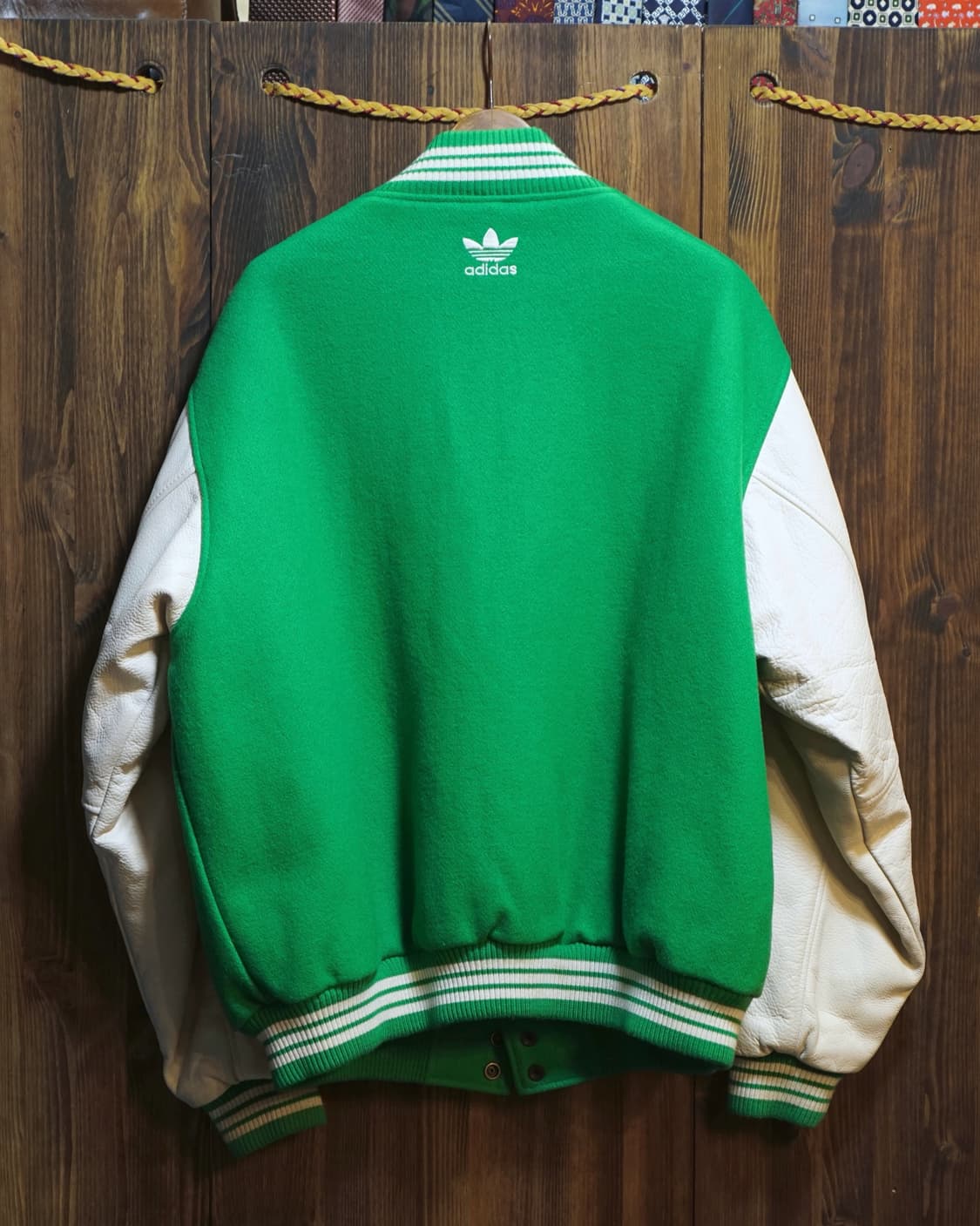 아디다스 캐나다 오리지널 레더 바시티자켓 상품이미지4