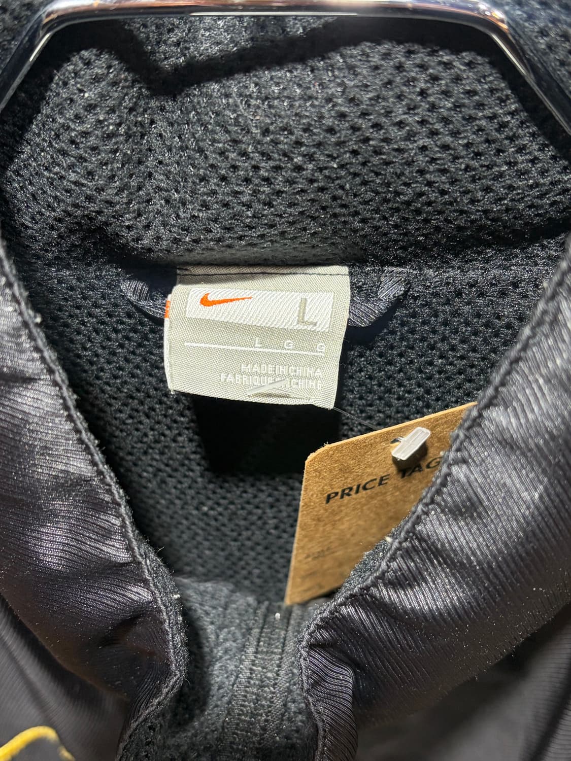 L 나이키 스우시 골드라인 글로시 나일론 자켓 상품이미지6