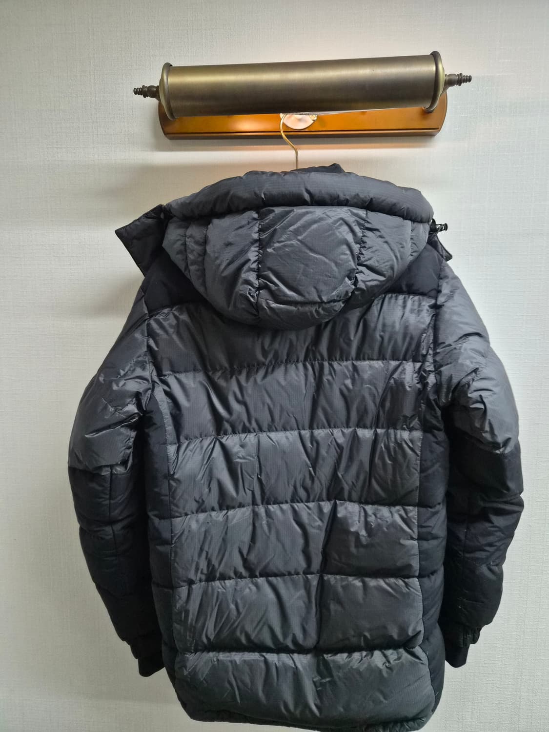 M/95) 마운틴 하드웨어 헤비 다운 패딩 팝니다 상품이미지2
