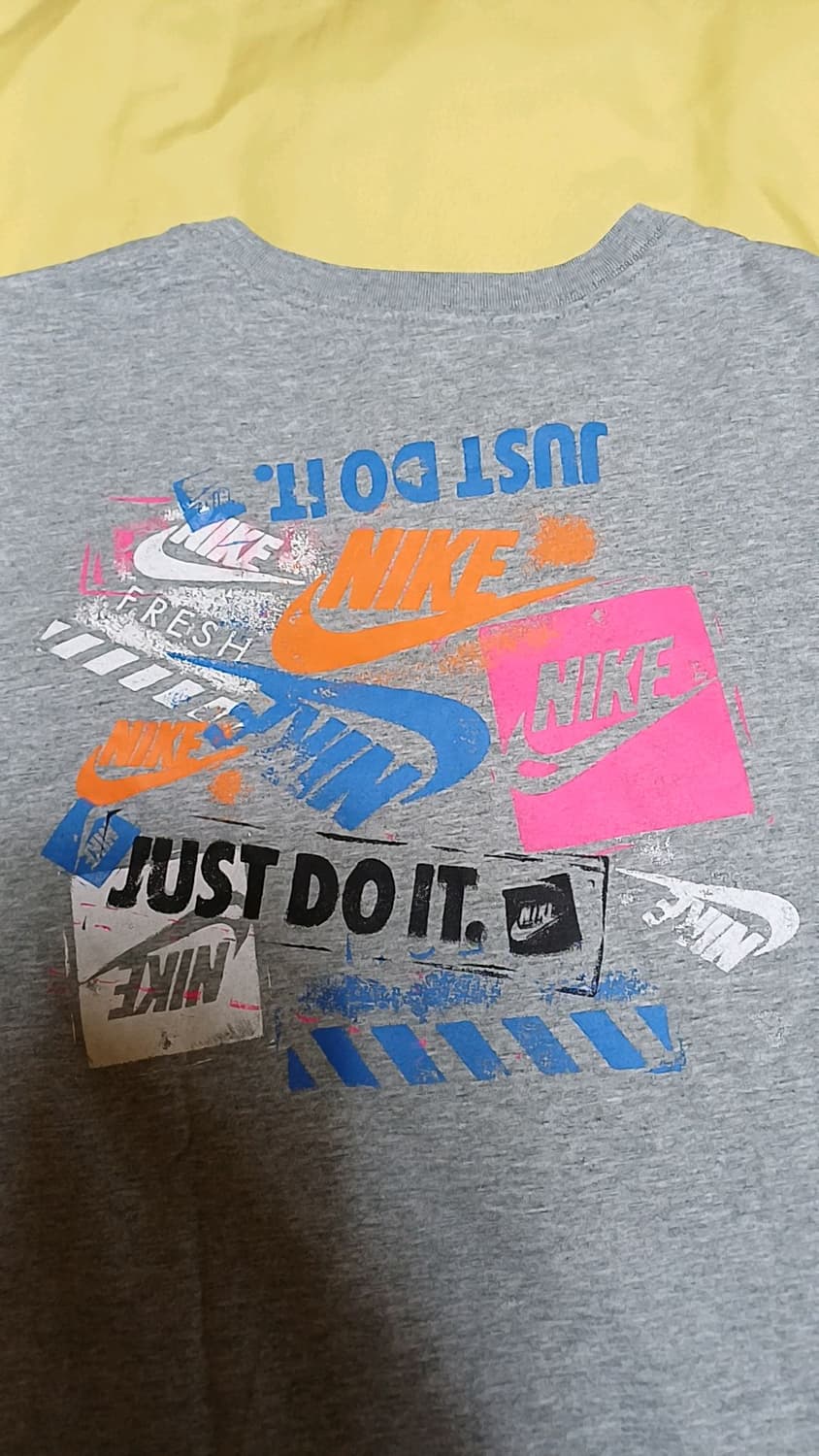 나이키 얇은반팔 100 가슴51 기장69 상품이미지4
