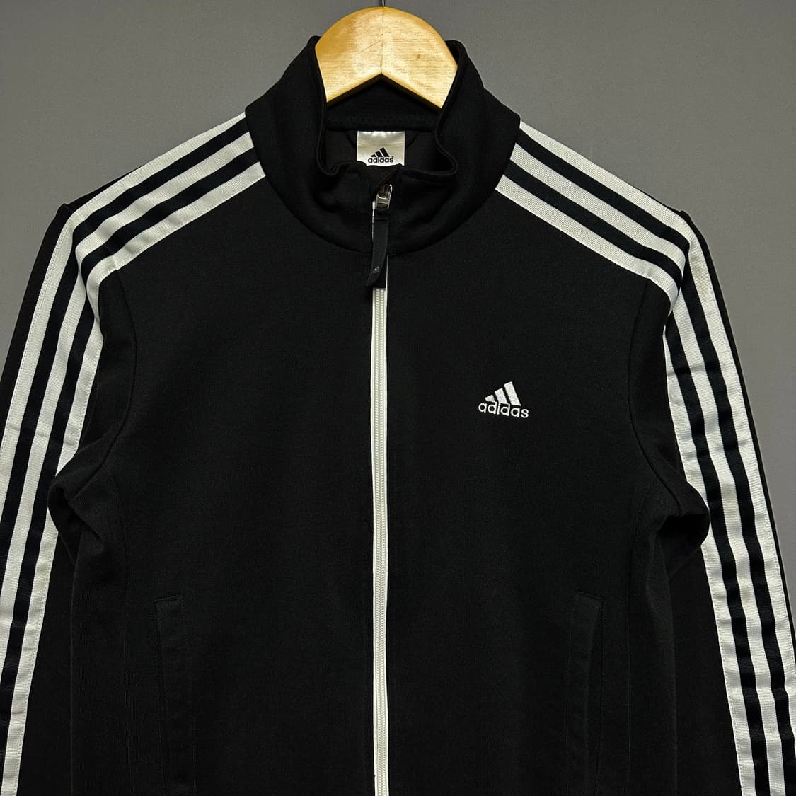 [S]아디다스 기본 검흰 트랙탑 져지 상품이미지2