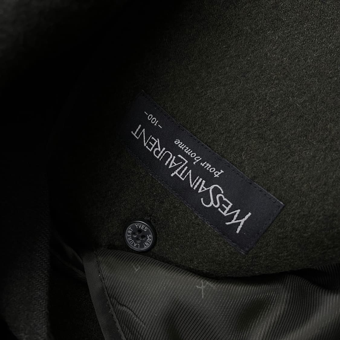 입생로랑 미니로고 퍼 카라 딥카키 자켓 상품이미지4