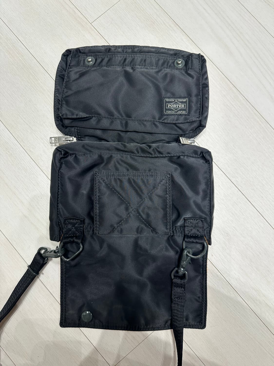 포터 탱커 숄더백 블랙 상품이미지5