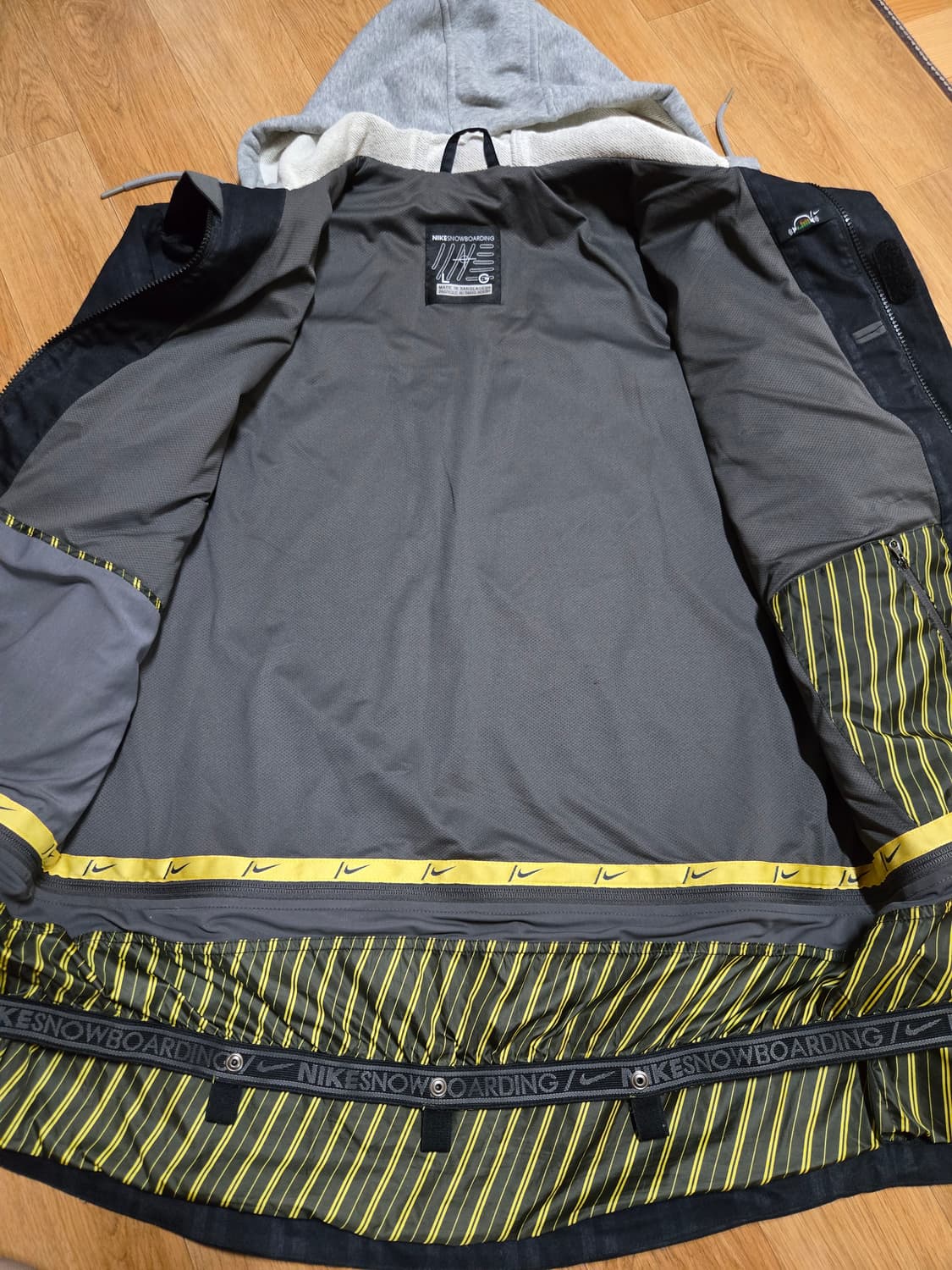 나이키 스노우보딩 자켓(L사이즈) 상품이미지7