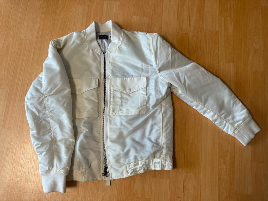 [L] 리바이스 MA-1 봄버 자켓 판매해요 상품이미지1