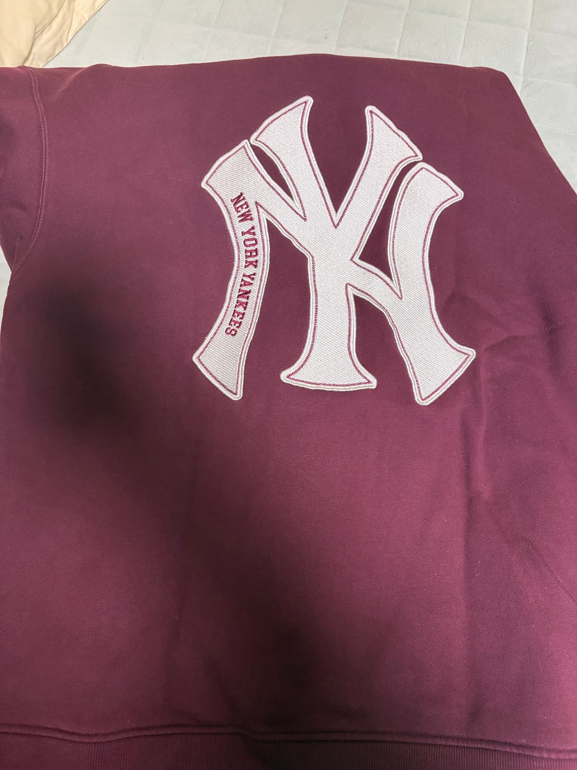 뉴에라 후드티 버건디 상품이미지2