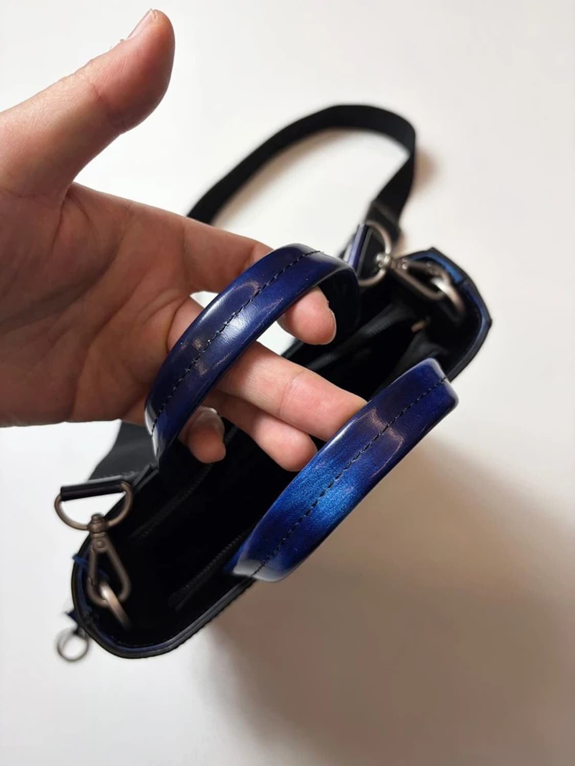 아더에러 마벤 토트백 프로덕트 101 느와르 Q1483 상품이미지6