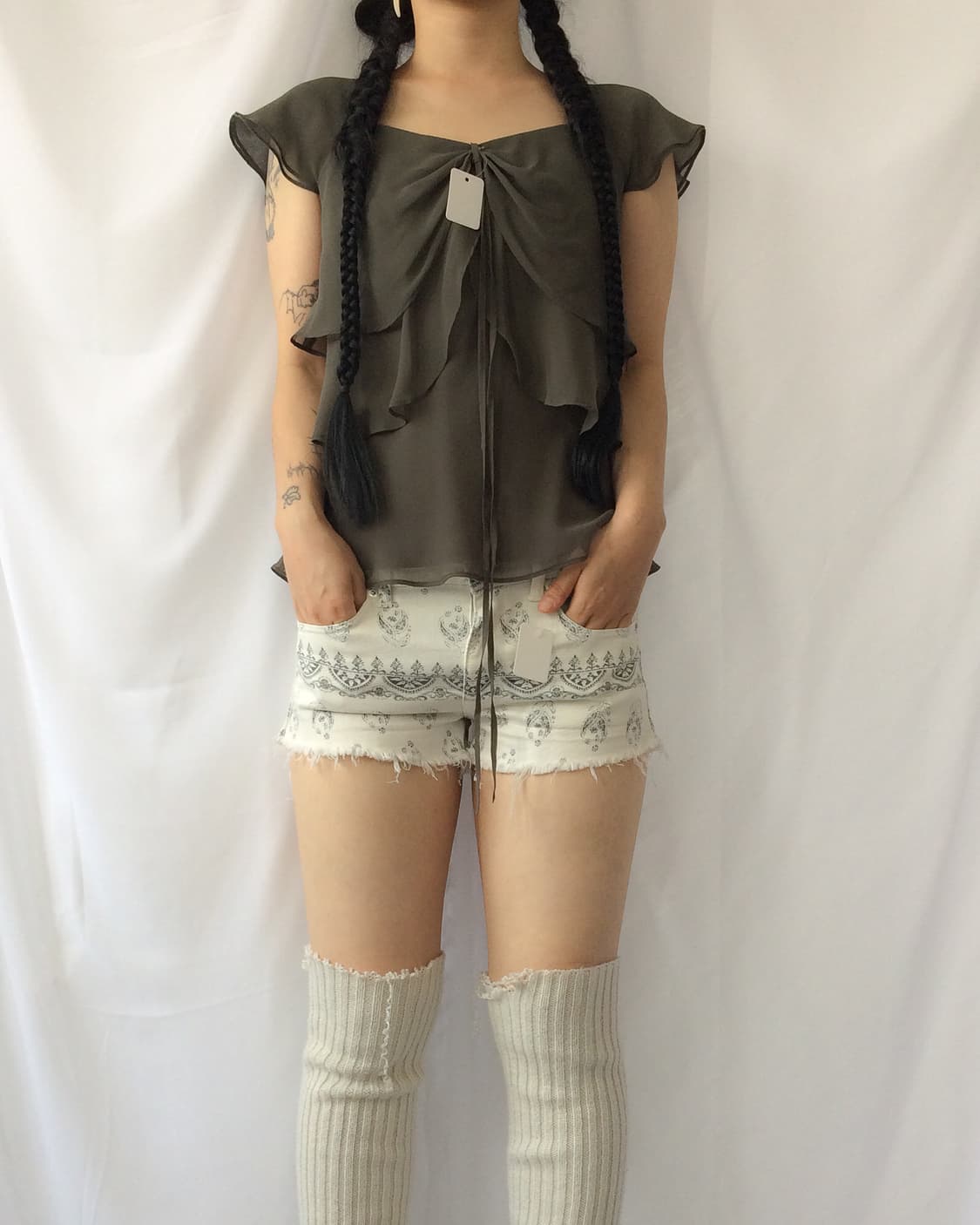 Layer point blouse 상품이미지1