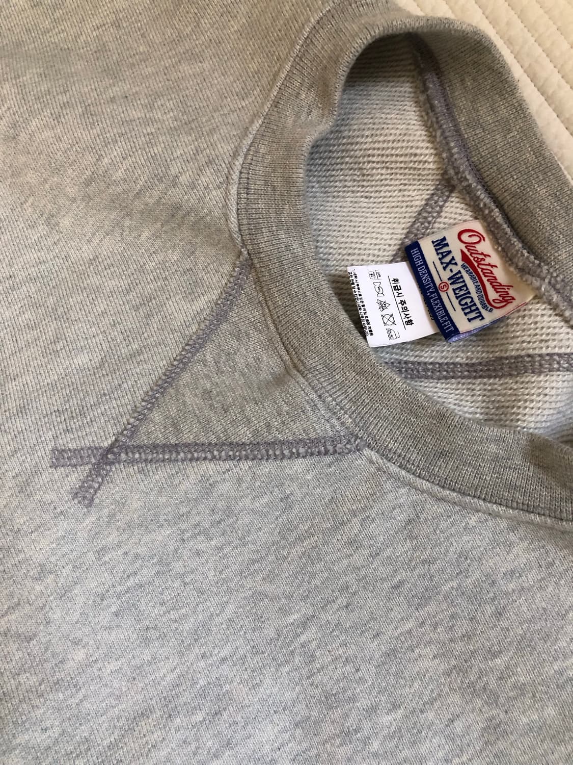 아웃스탠딩 헤비웨이트 스웻셔츠  상품이미지2