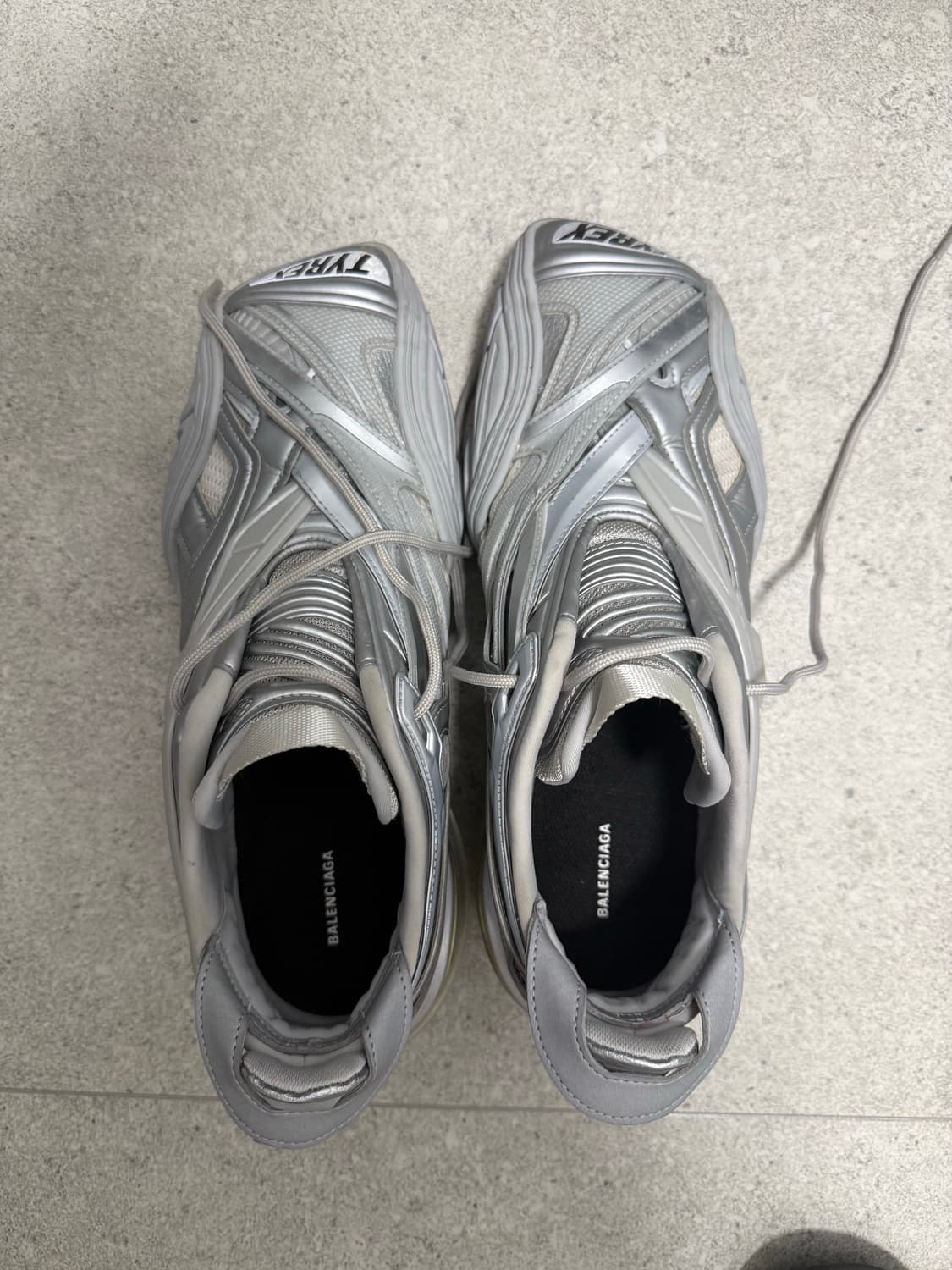 발렌시아가 타이렉스 42 상품이미지1