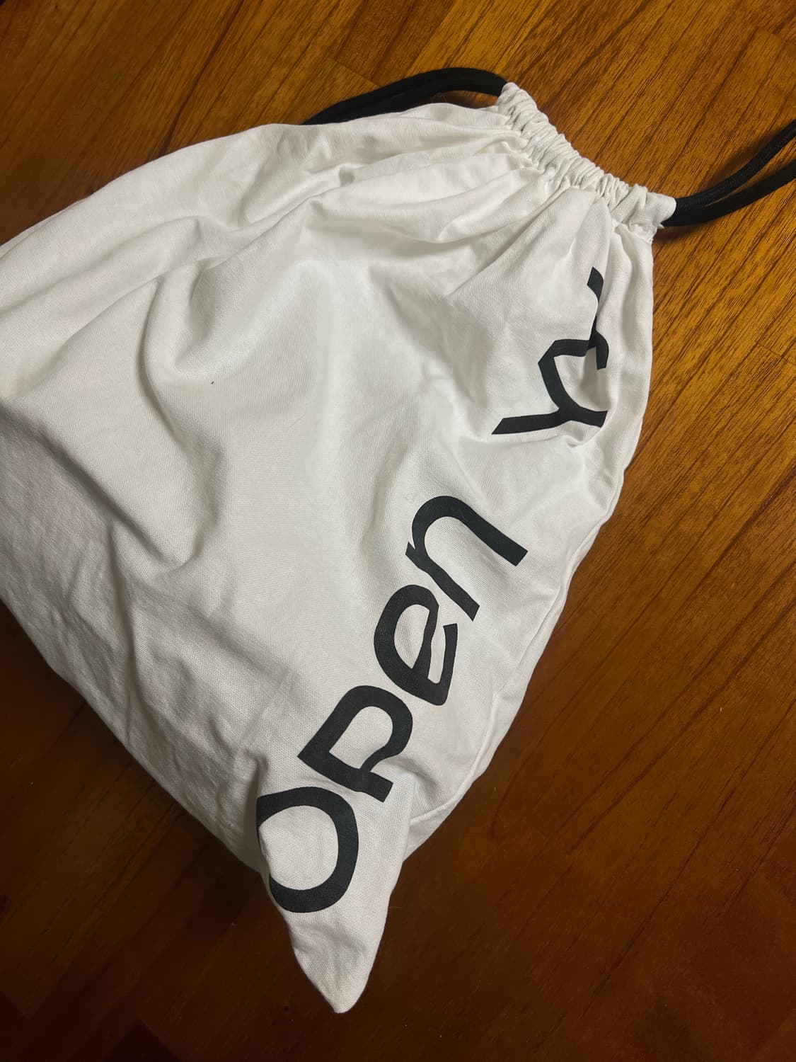 오픈와이와이 스터드 필로우 핸들백 상품이미지10