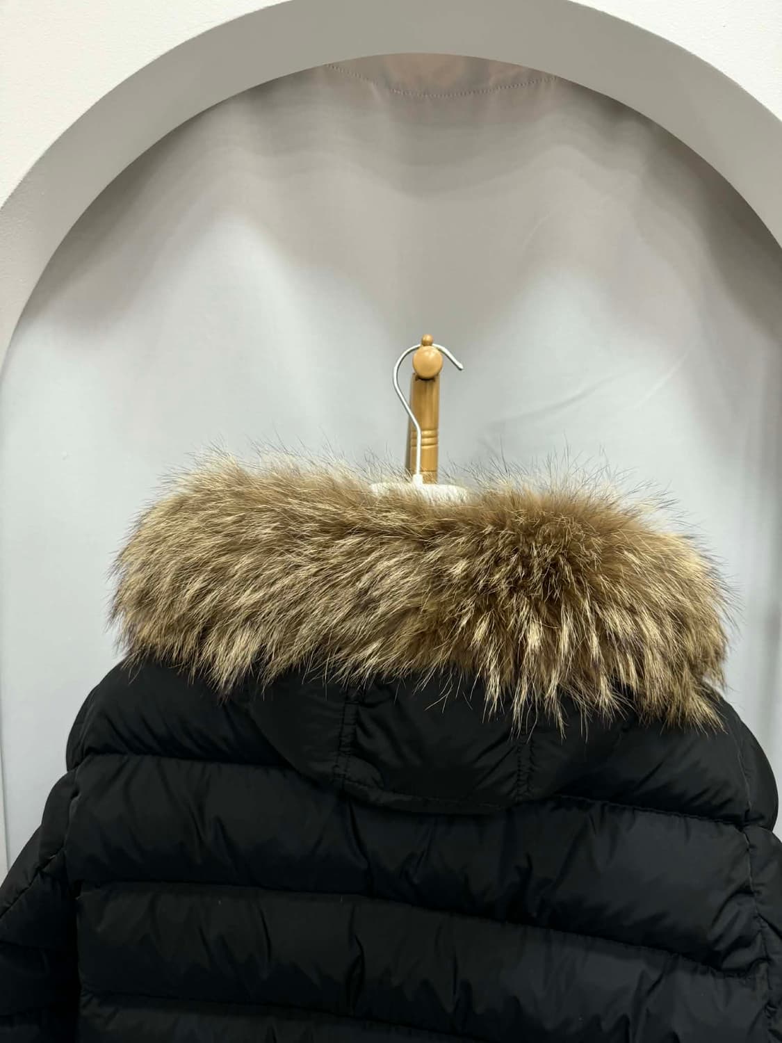 몽클레어 클루니 패딩 4사이즈  상품이미지4