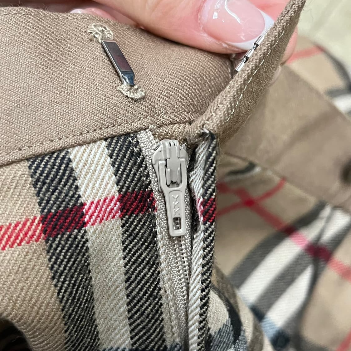 [정품/XL] 버버리 체크 베이지 반바지  상품이미지6