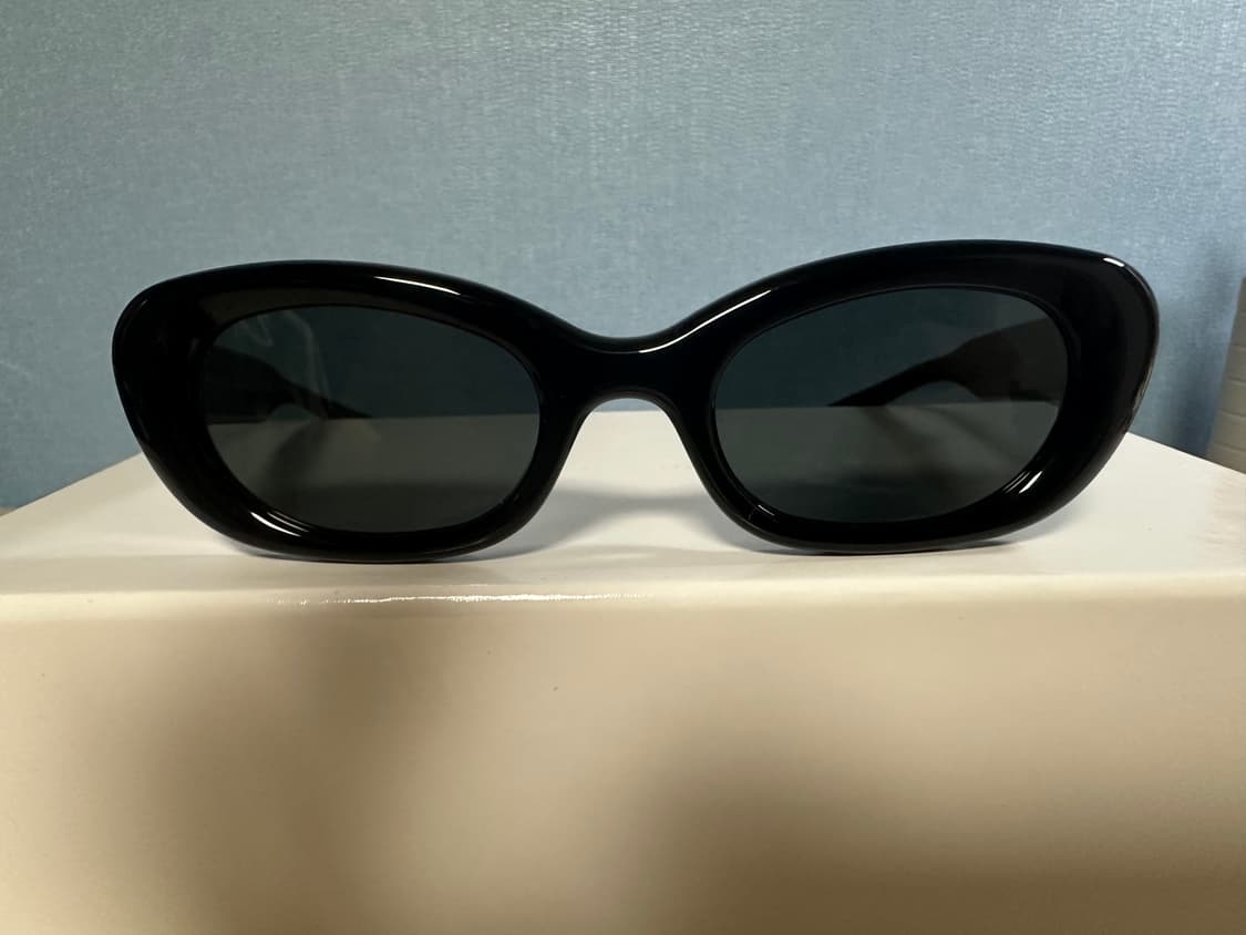 젠틀몬스터 마르지엘라 MM004 블랙 상품이미지1