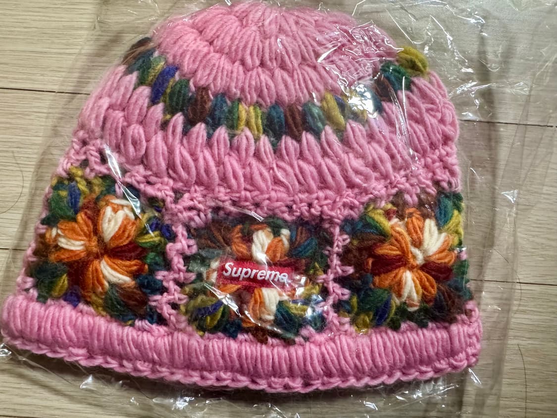 새상품) 슈프림 크로셰 비니 핑크 - 25ss 상품이미지1