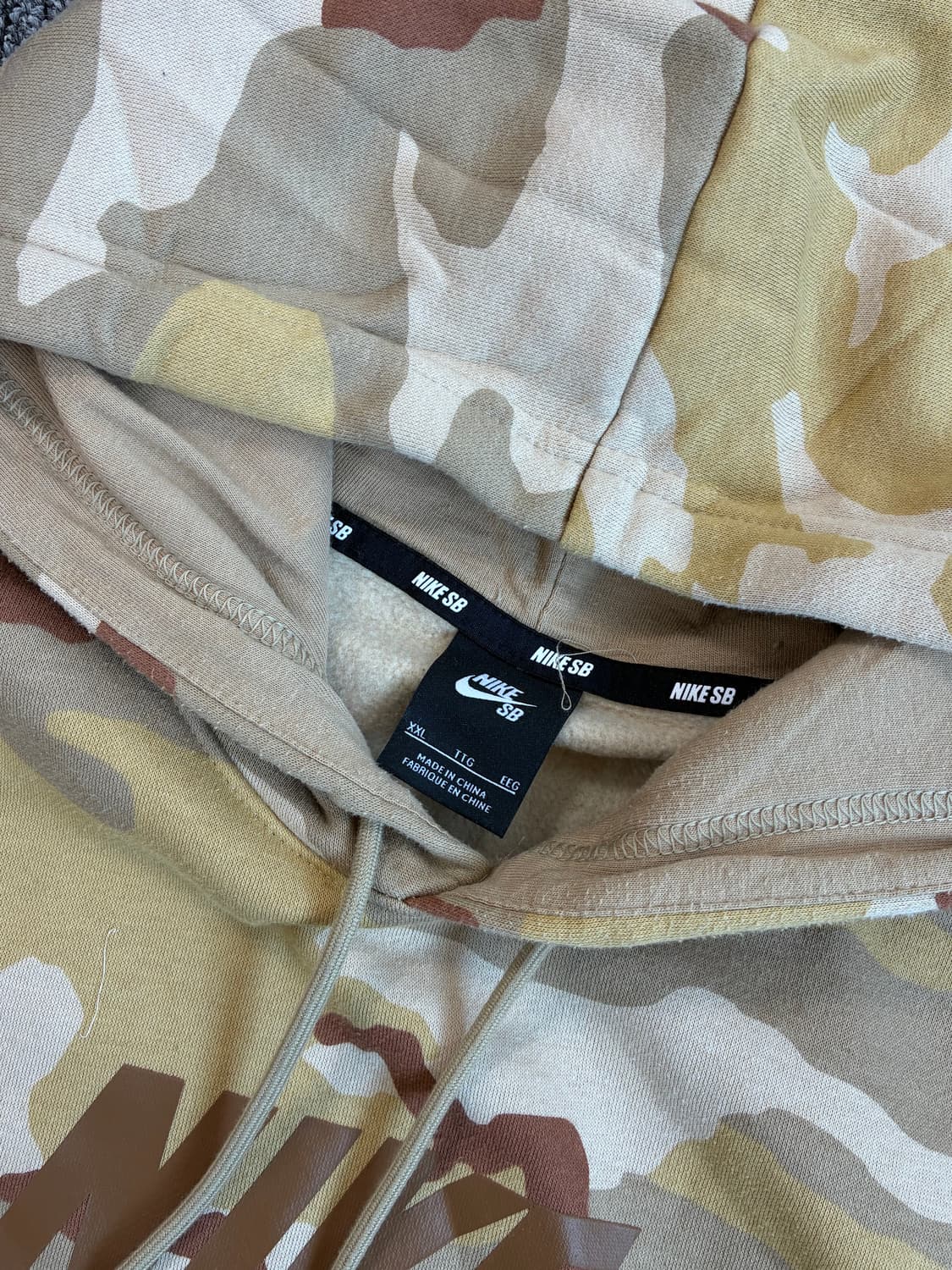 나이키 SB 베이지 카모 후드티 2XL 상품이미지5