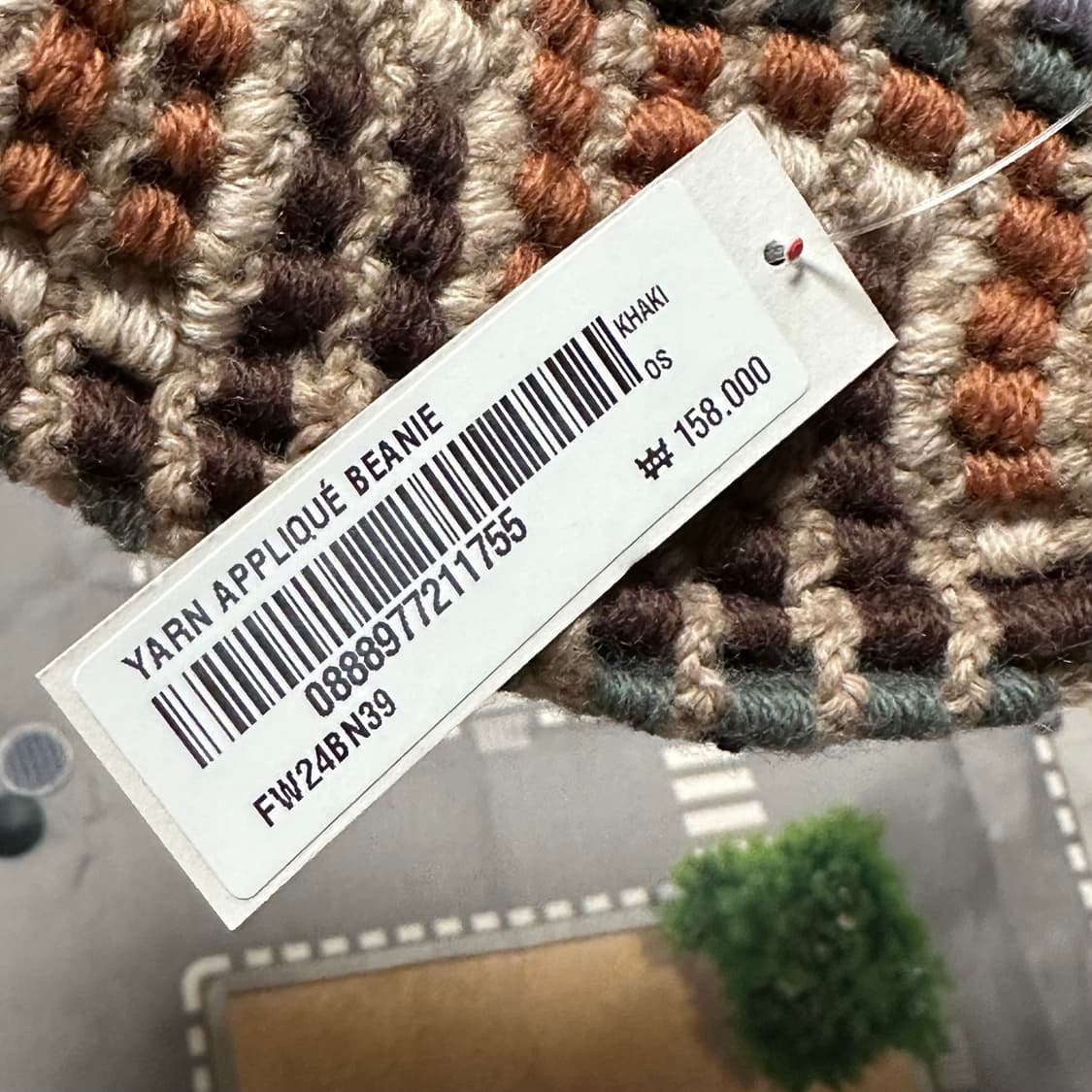 슈프림 얀 아플리케 비니 카키 - 24FW 상품이미지3