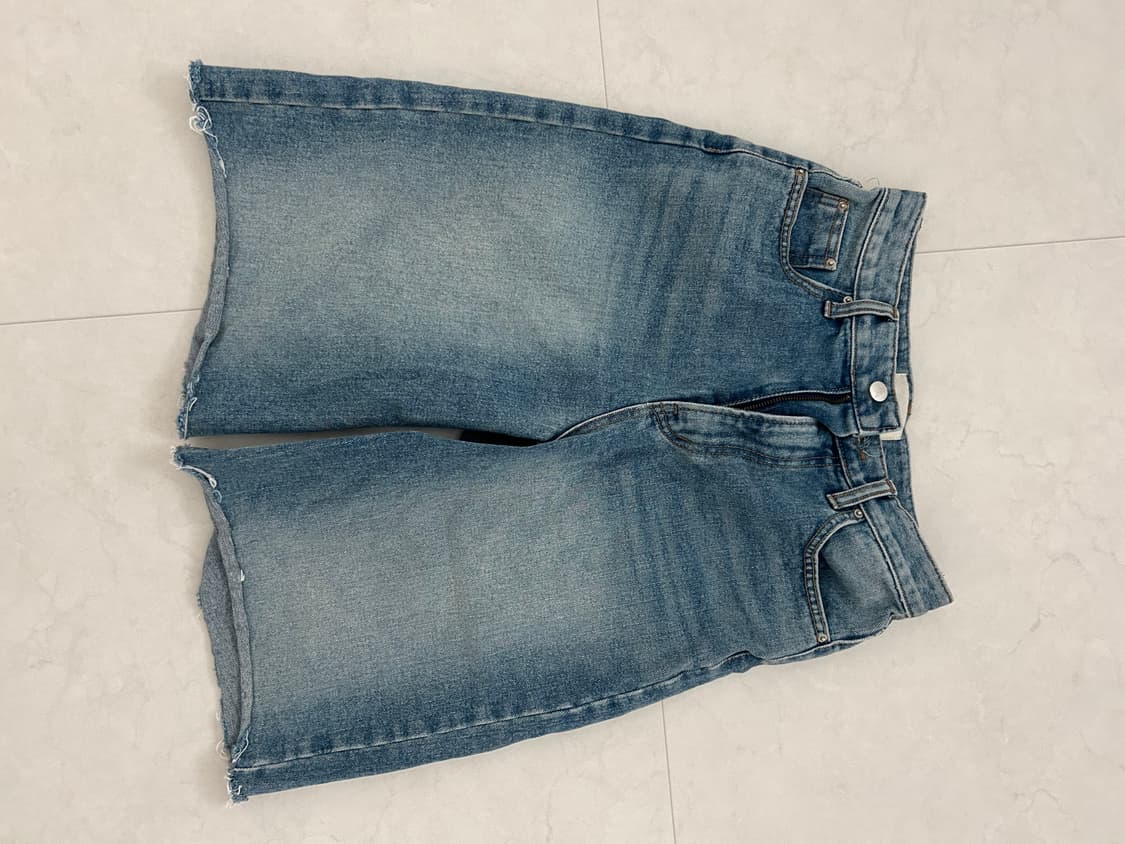 버뮤다 청팬츠 상품이미지1