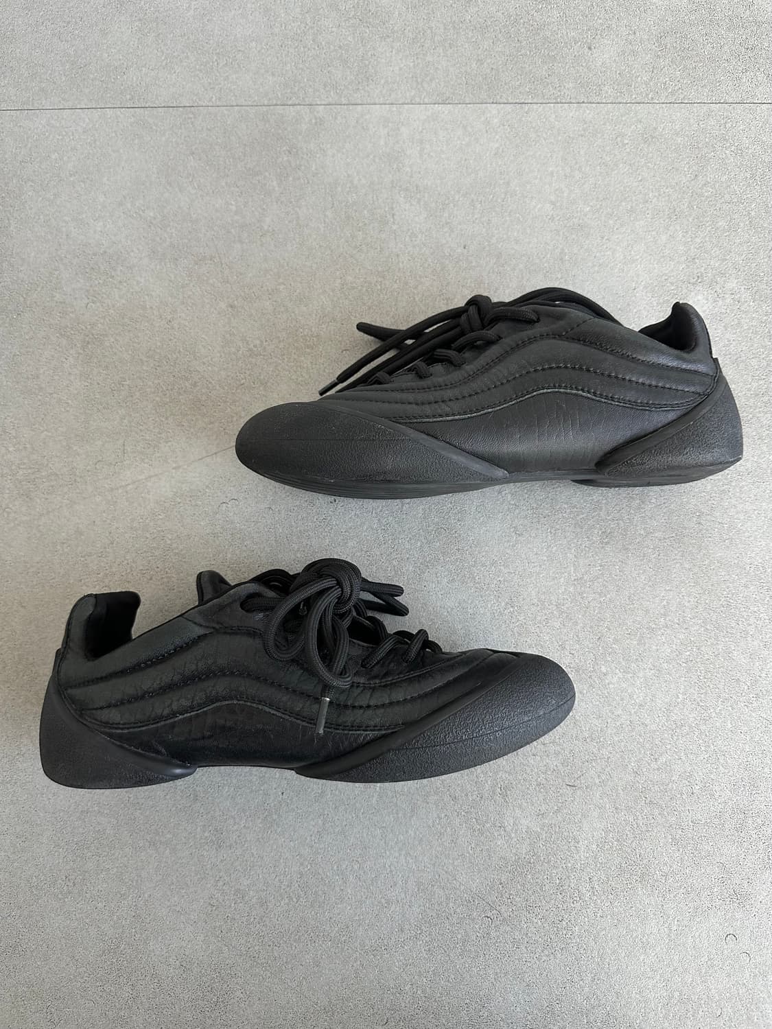 알렉산더 맥퀸 플렉션 테크 레더 블랙 상품이미지5