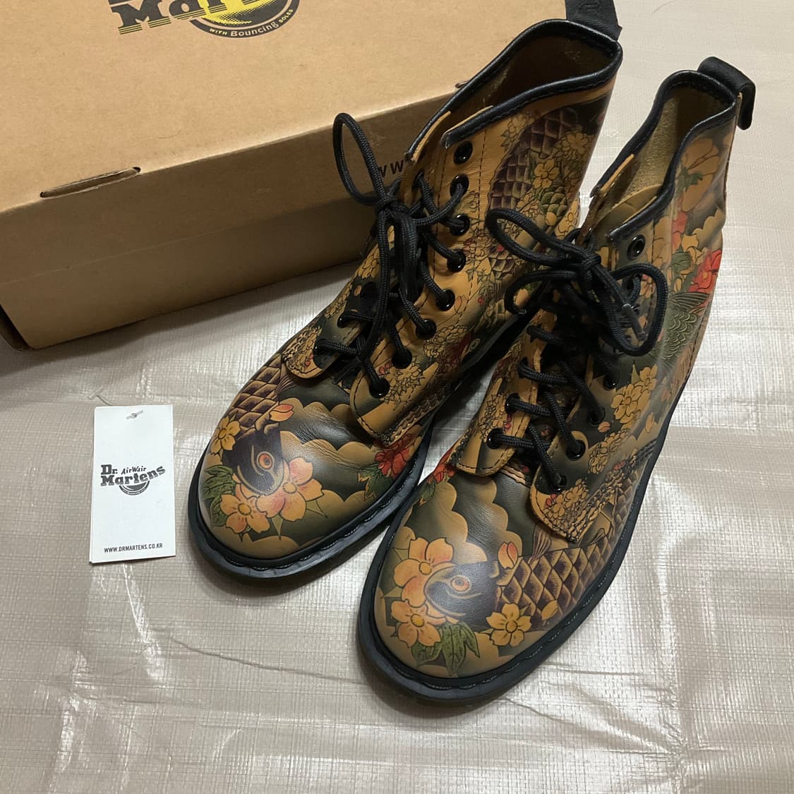 닥터마틴 8홀 이레즈미 260 상품이미지1