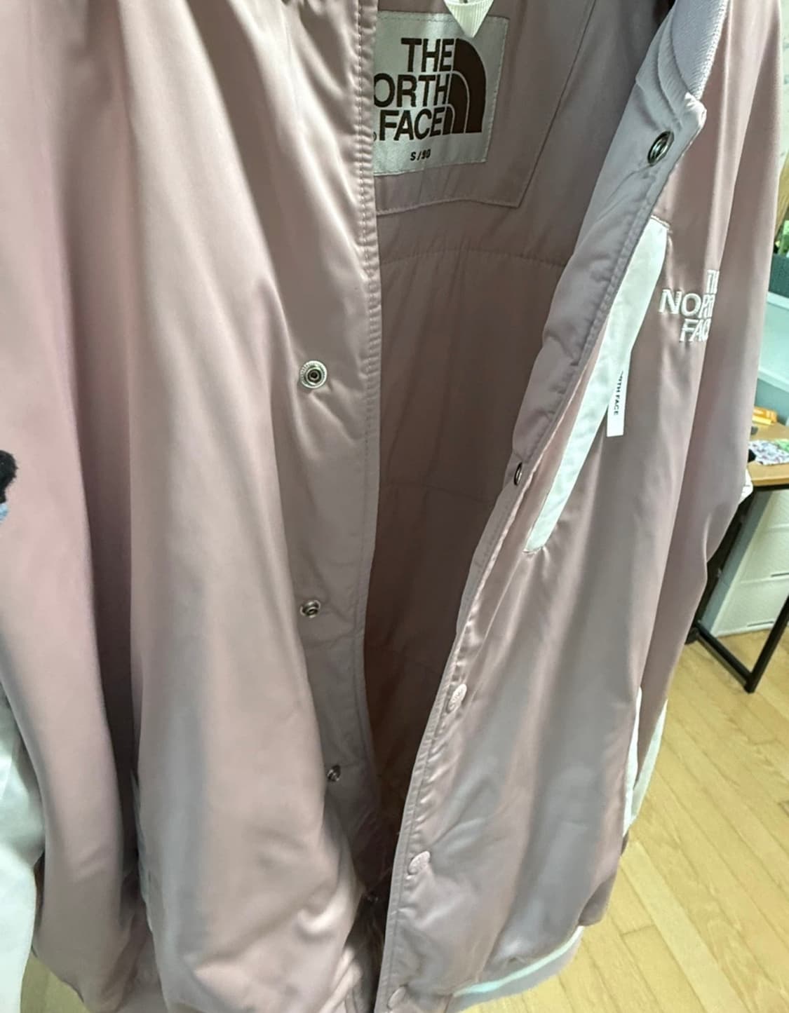 노스페이스 바시티자켓 페일핑크 상품이미지5