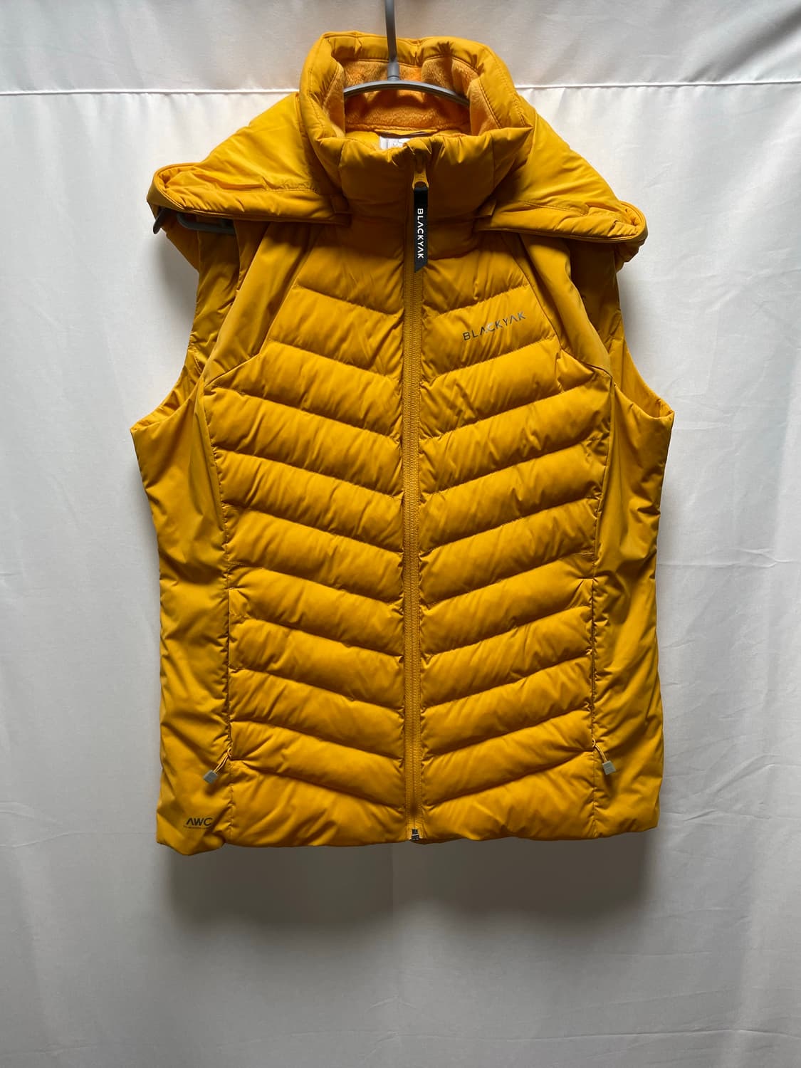 블랙야크 여성 후드 패딩 조끼 상품이미지1