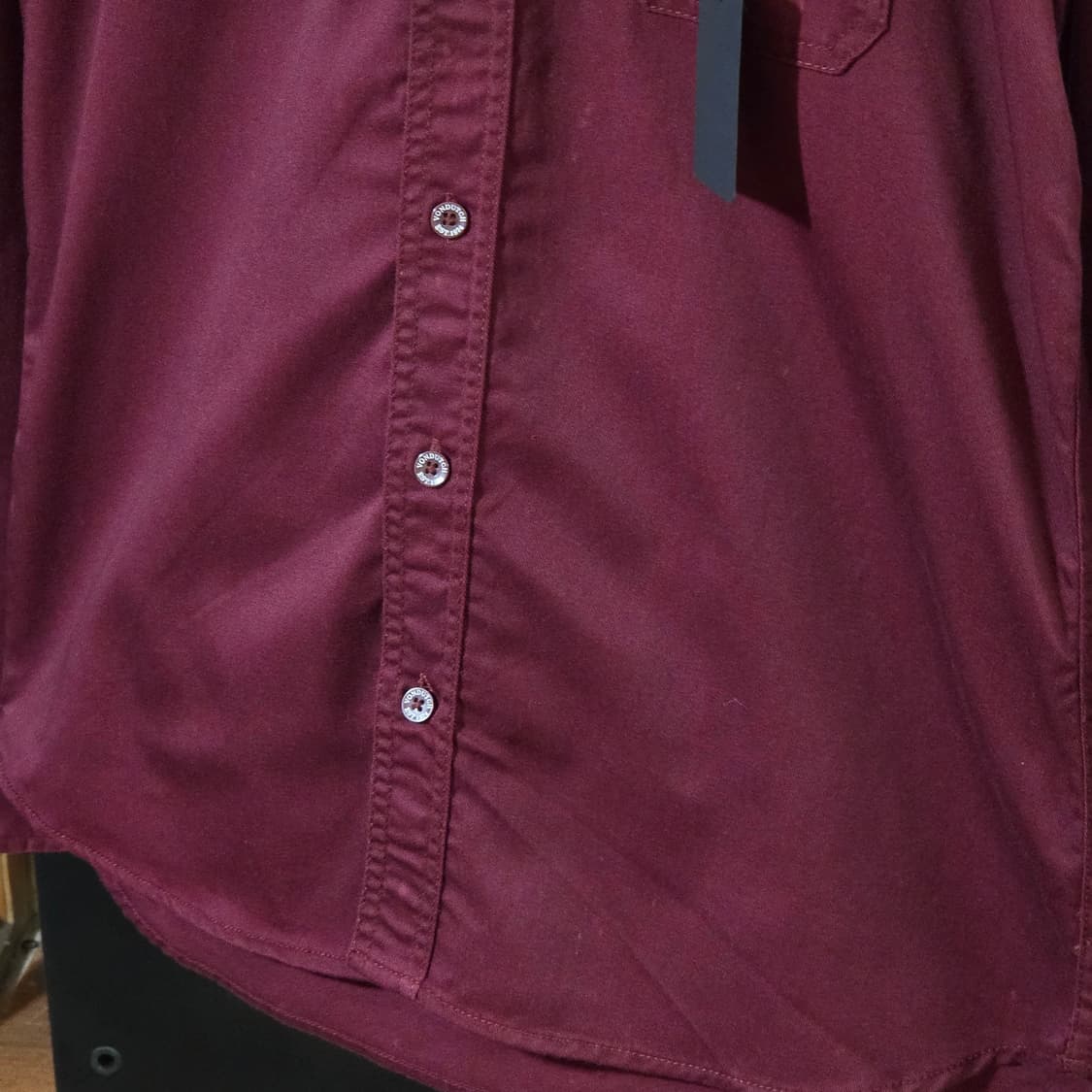 JPN 본더치 자수 레터링 버건디 셔츠 상품이미지4