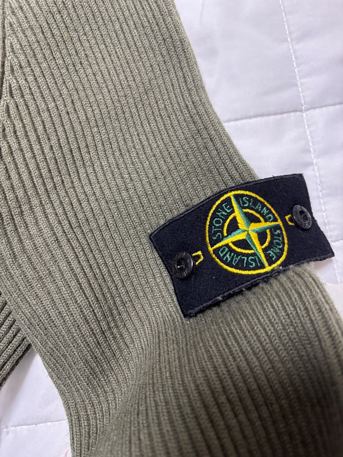 스톤아일랜드 니트 상품이미지2