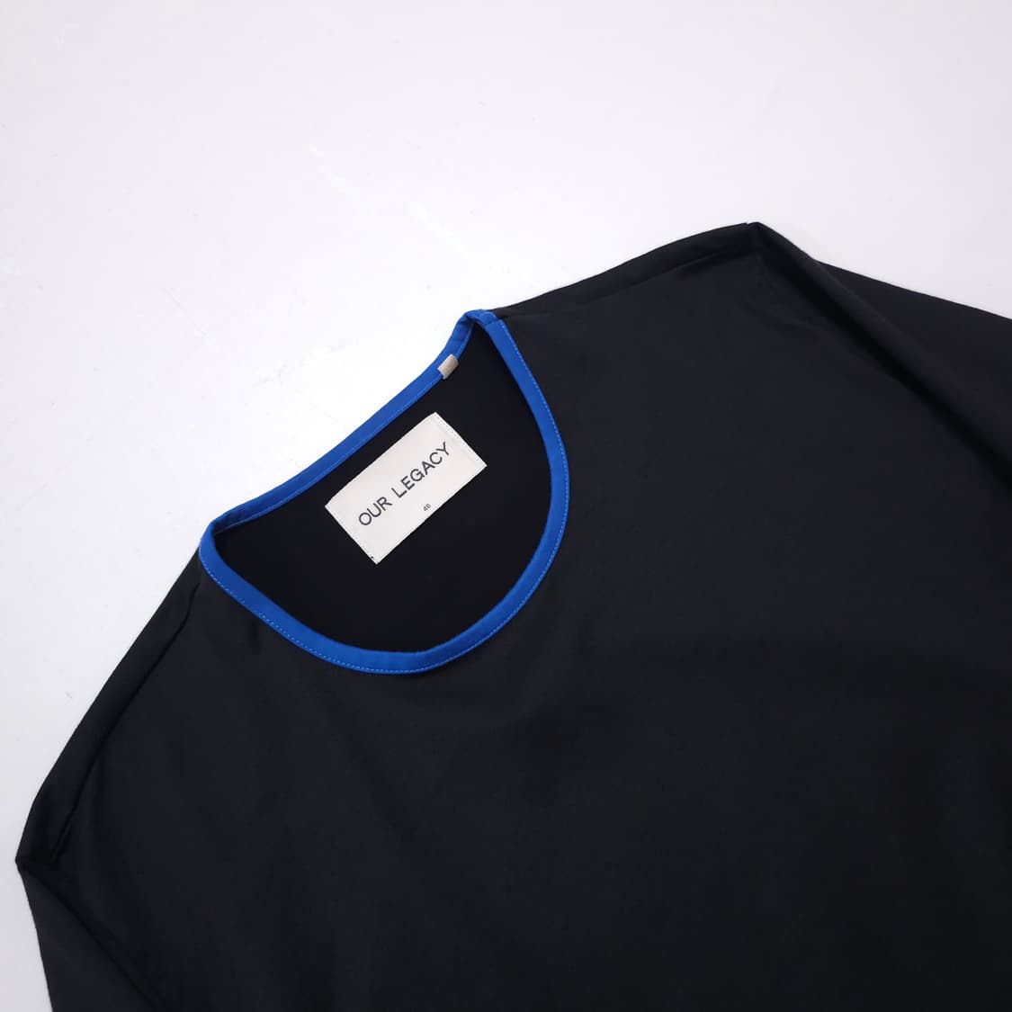 아워레가시 블랙 크립 롱슬리브 상품이미지2