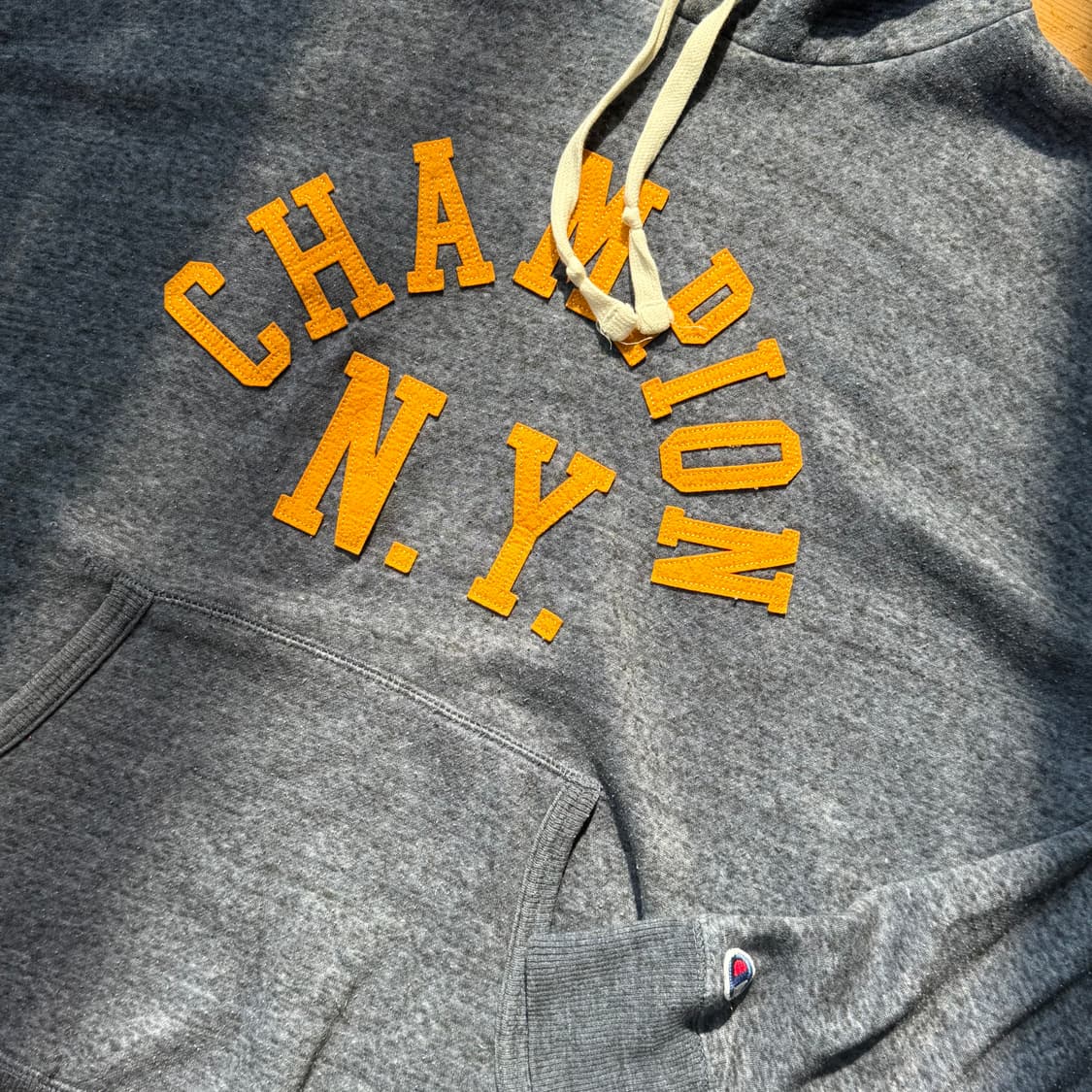 챔피온 아플리케 후드티 (멜란지 네이비) 상품이미지3