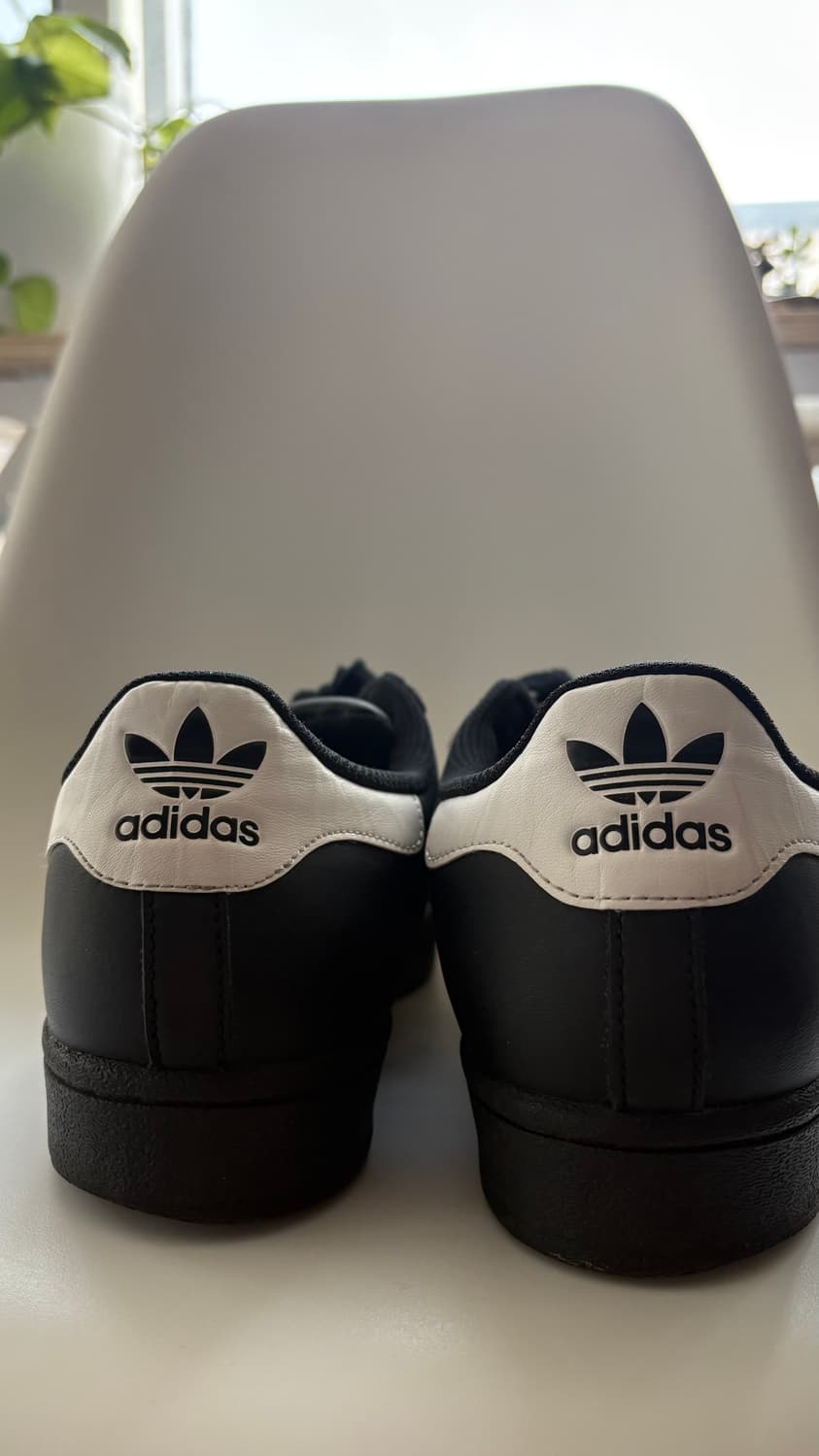 아디다스 슈퍼스타 코어 블랙 화이트 상품이미지2