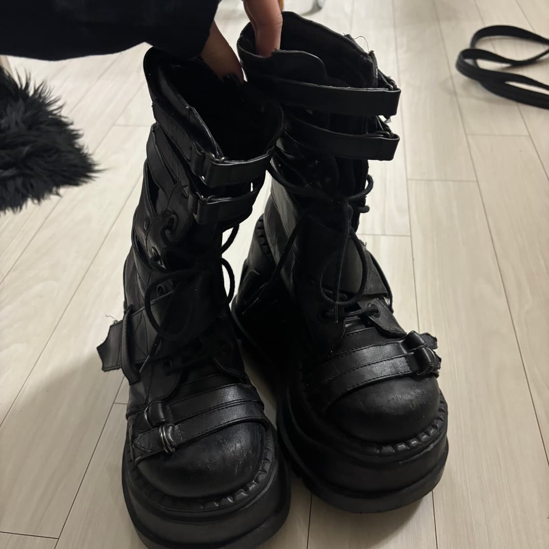 데모니아 스톰프 240 250 상품이미지2