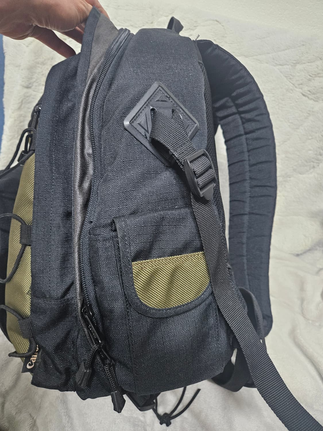 캐논 카메라 백팩 블랙/카키 상품이미지2