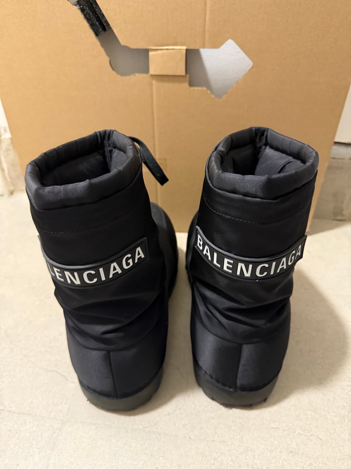 발렌시아가 알래스카 스키 부츠 41-42 상품이미지3