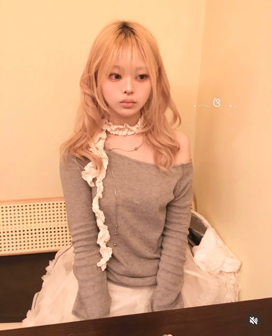 shirring gray top 상품이미지1