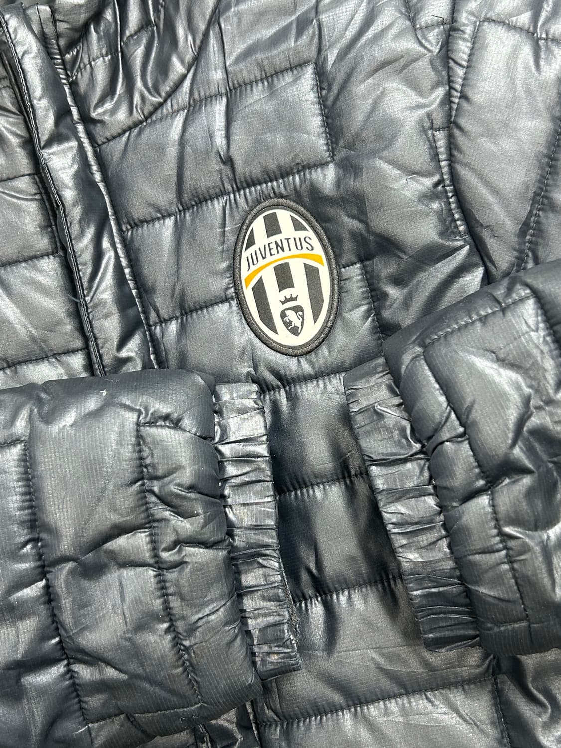 나이키 유벤투스 유광 경량패딩 M 상품이미지9