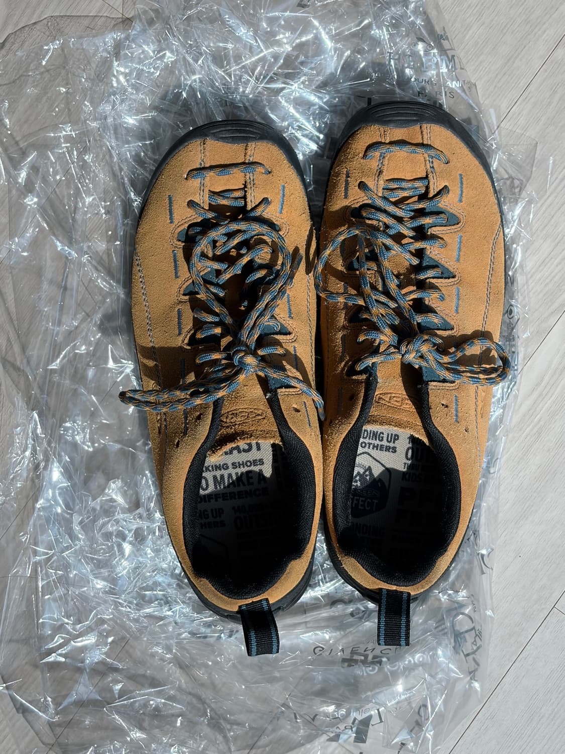 킨 재스퍼 스웨이드 카멜 스니커즈 상품이미지3