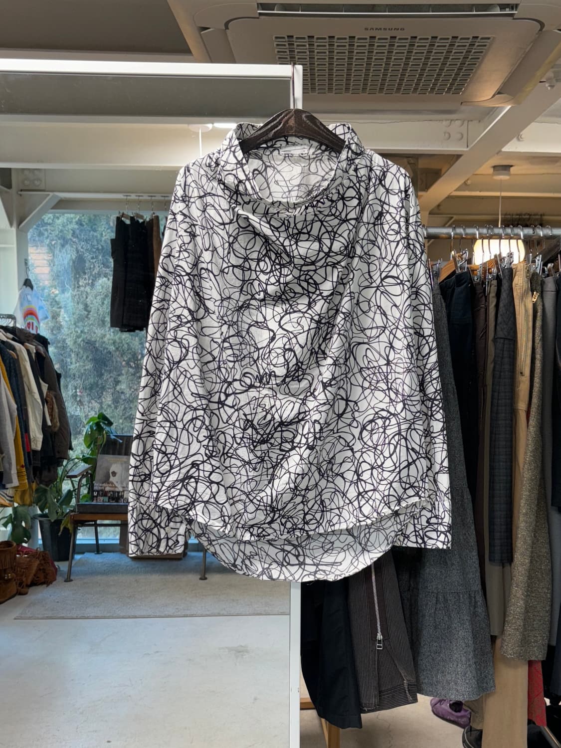 라드 뮤지션 카울넥 셔츠 상품이미지1