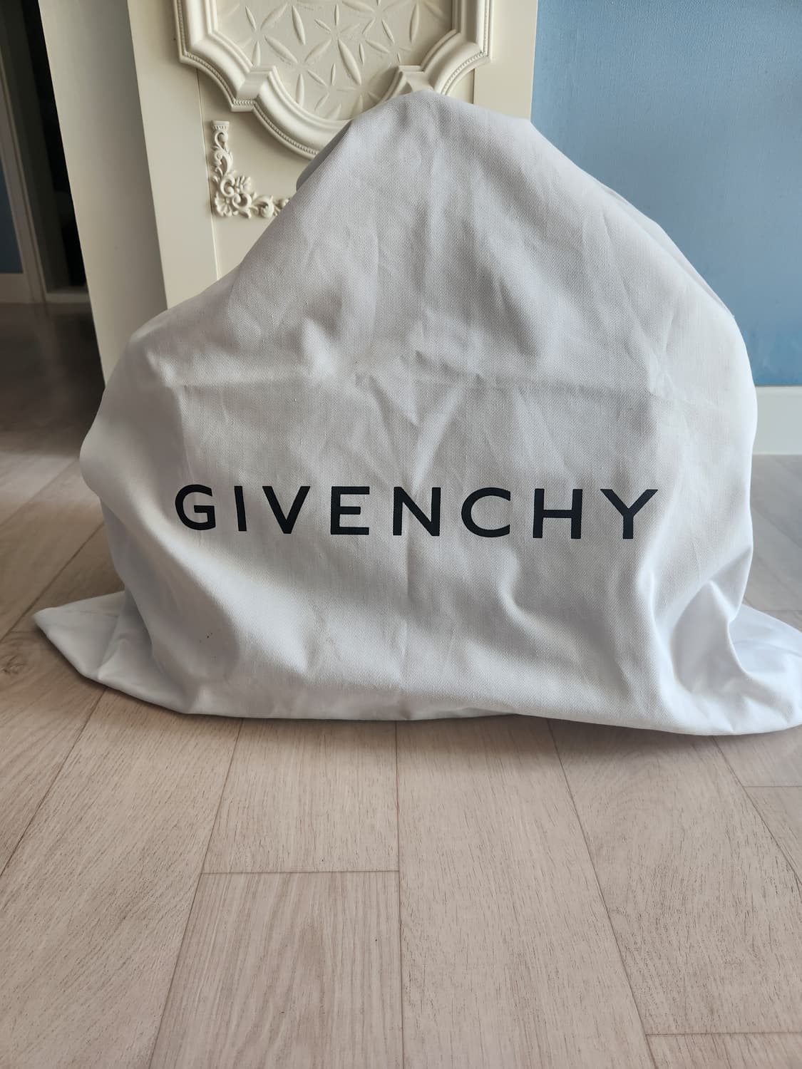 면세점정품)안티고나 미듐 상품이미지7